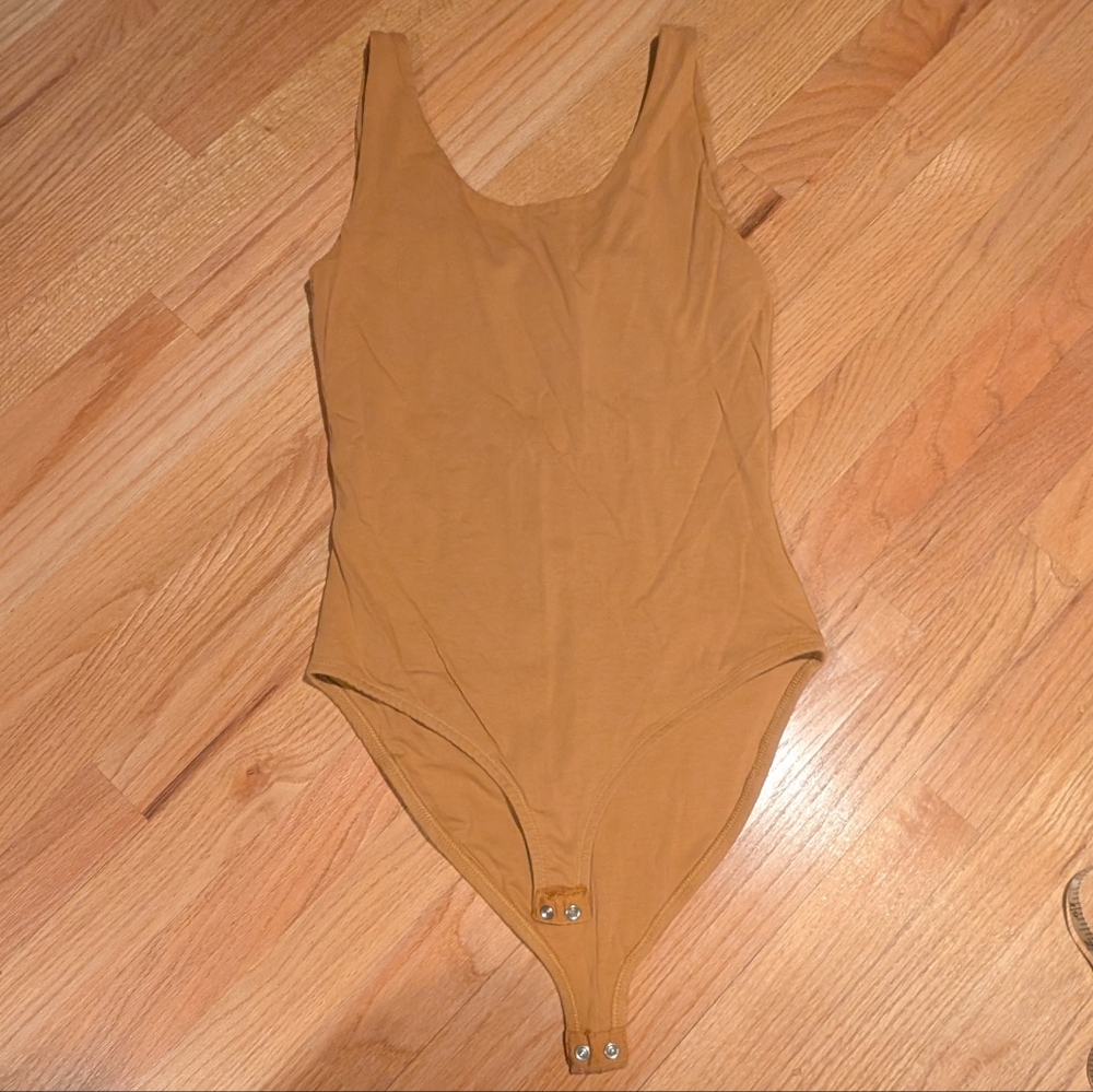Pact Earthy Brown Bodysuit With Snap Closure And Low Back- Women's Size Small